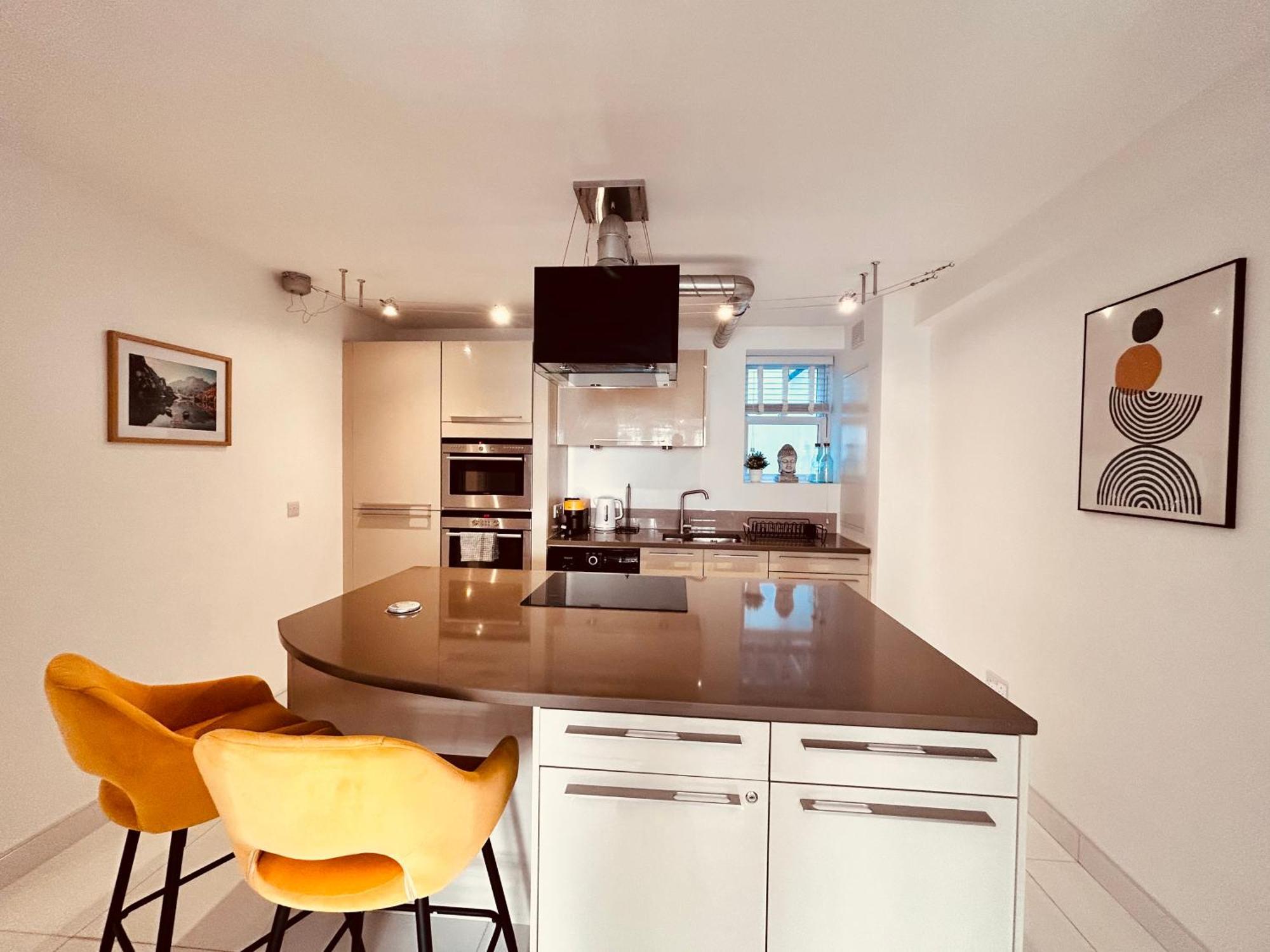 Stunning Spacious B.Apt. Slps.4 Londen Buitenkant foto